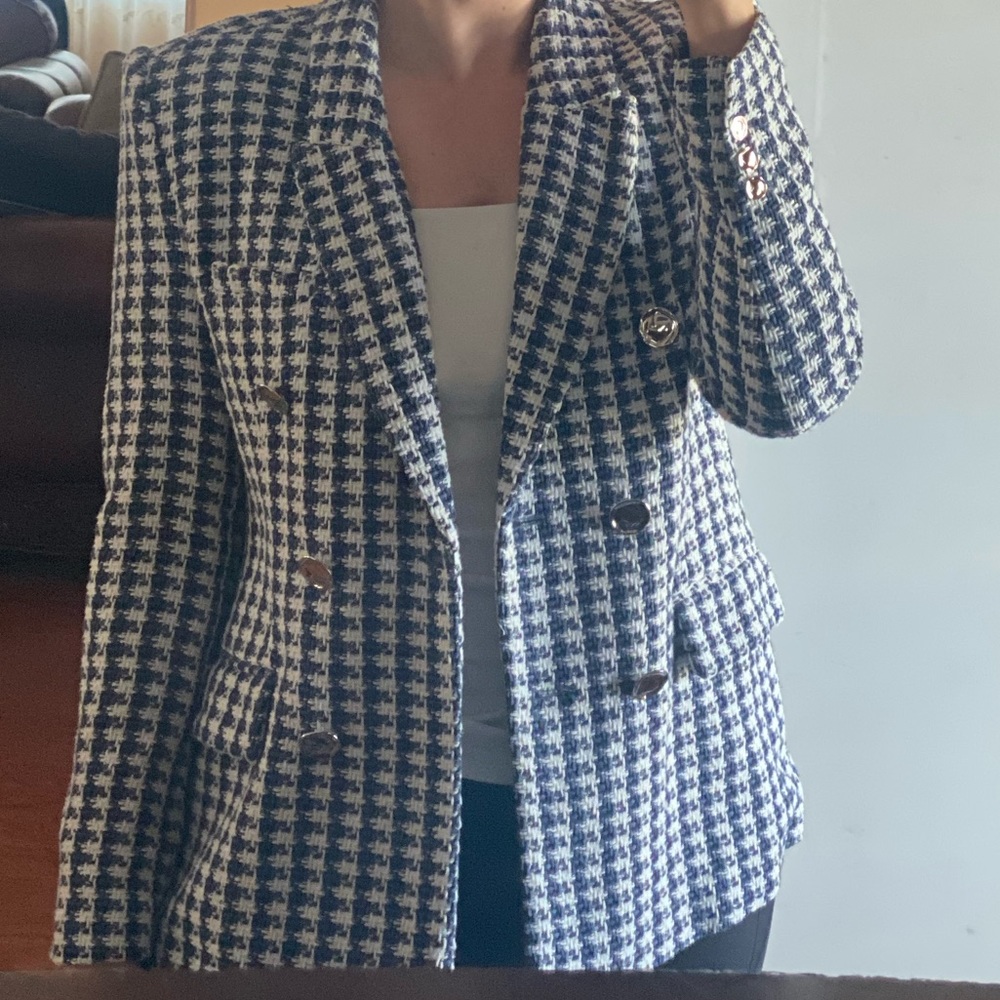 Elie Tahari blue and white blazer with silver buttons.
